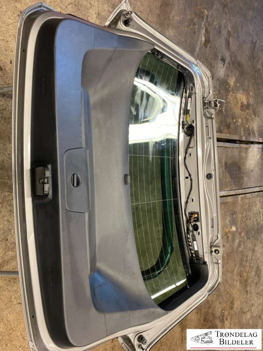 Bakluke til VW Golf VII 2012-2017 (Fase 1)  (5G6827025K|5G6827025AB|5G6 827 025 T)