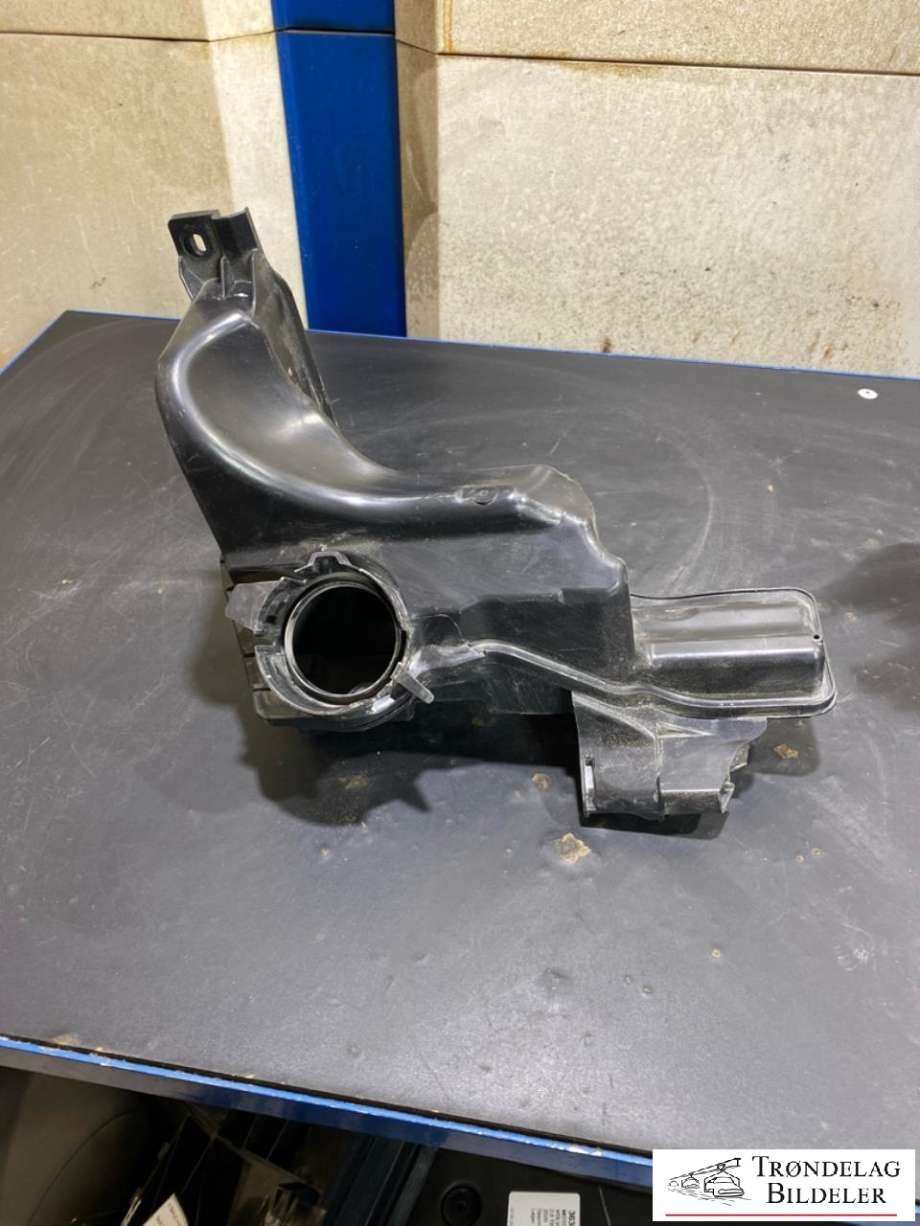 Diverse deler til Peugeot Partner 2019-->> (Type III)  (9810920880|)