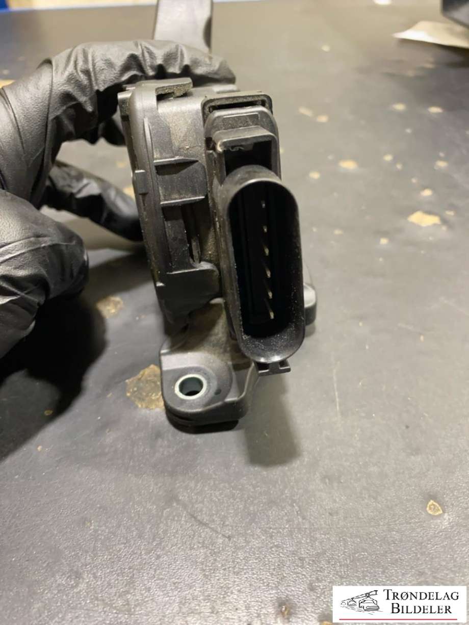 Pedal gass til Land Rover Freelander 2007-2014 (Type II)  (7G9N9F836EA|)