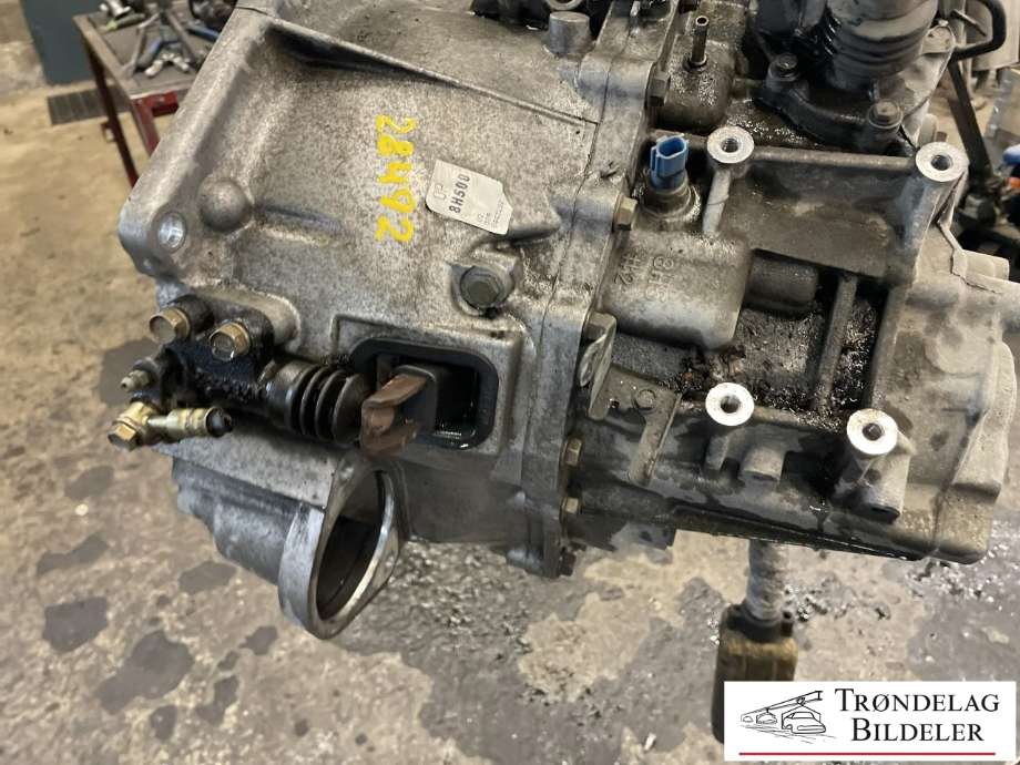 Girkasse 4WD hovedkasse til Nissan X-Trail 2002-2007 (T30) (T30) (304008H502|)