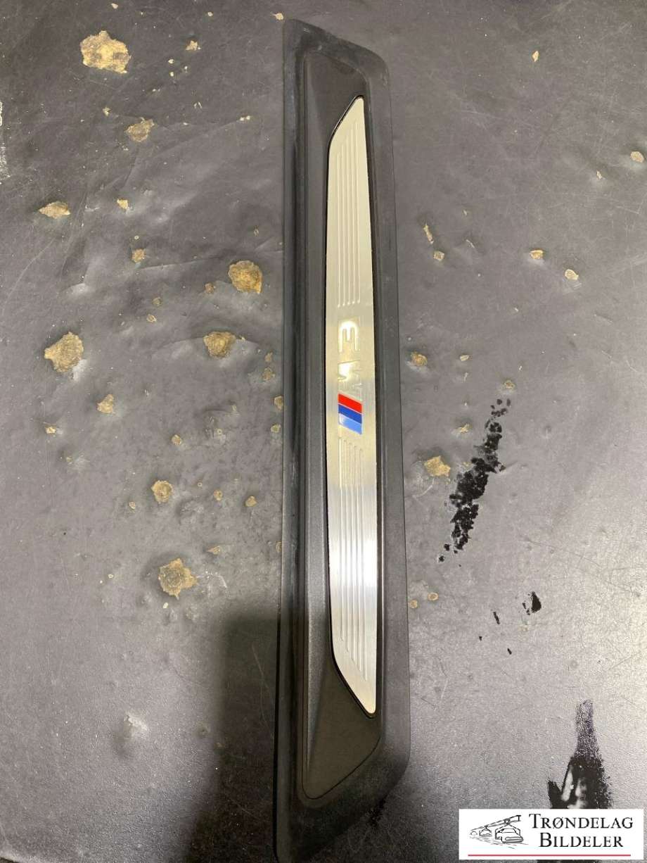 Lister til BMW M3 2014-2019 (F80) (F80) (51 47 8 055 779|)