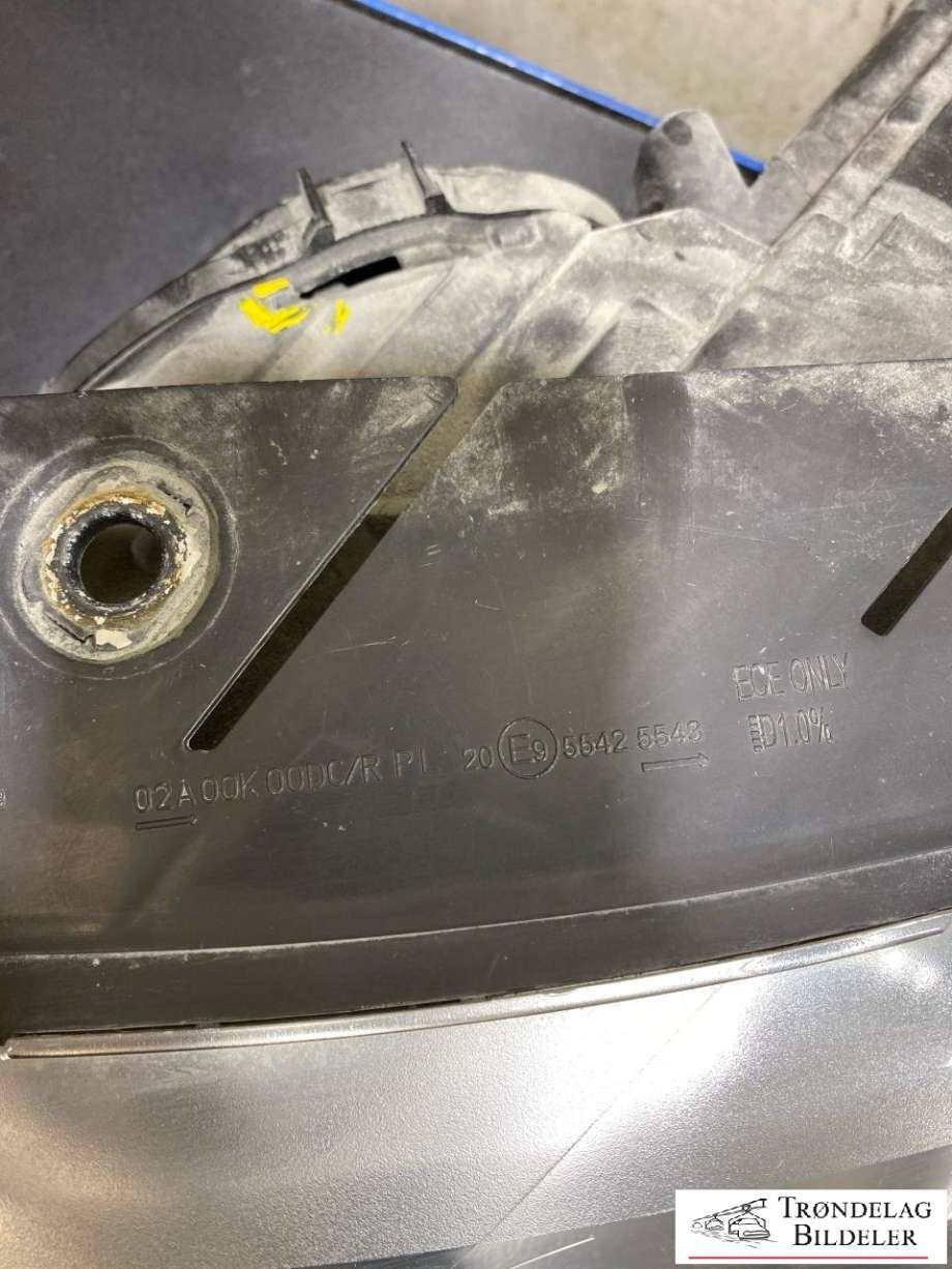 Frontlykt venstre xenon til VW Passat 2005-2010 (B6) (B6) (89315530|)