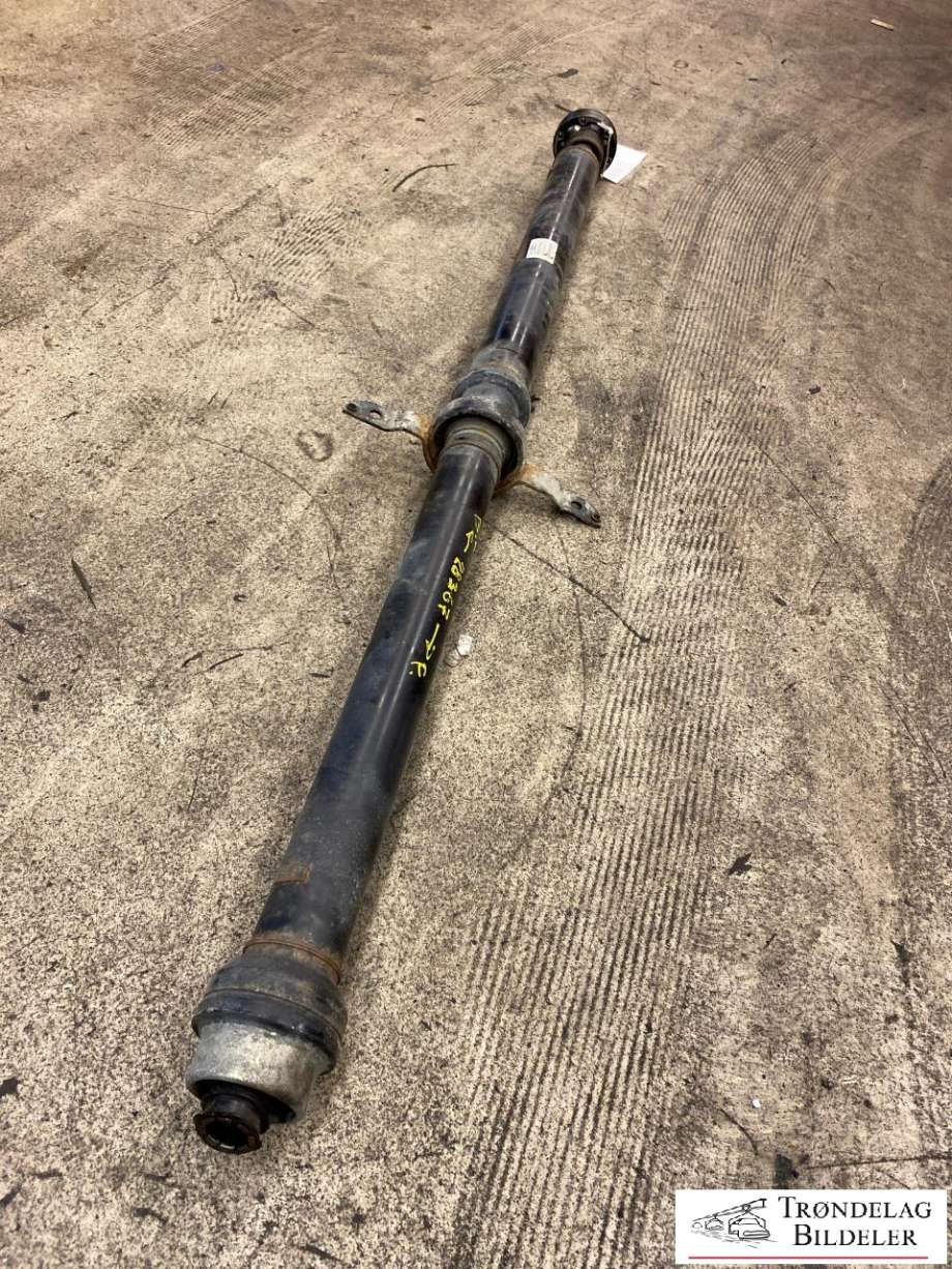 Mellomaksel til Audi Q5 2012-2017 (Type I, Fase 2)  (8R0 521 101 K|)
