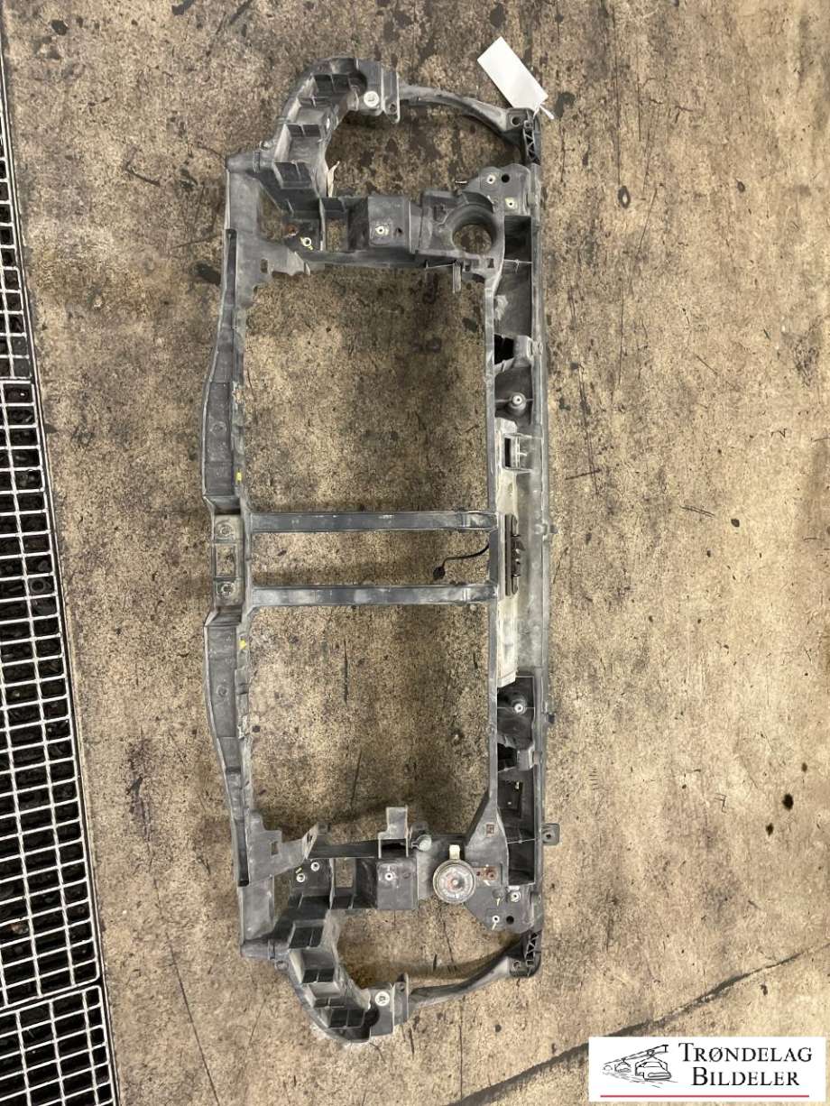 Frontplate til Opel Movano, 2010-->>  (93168267)