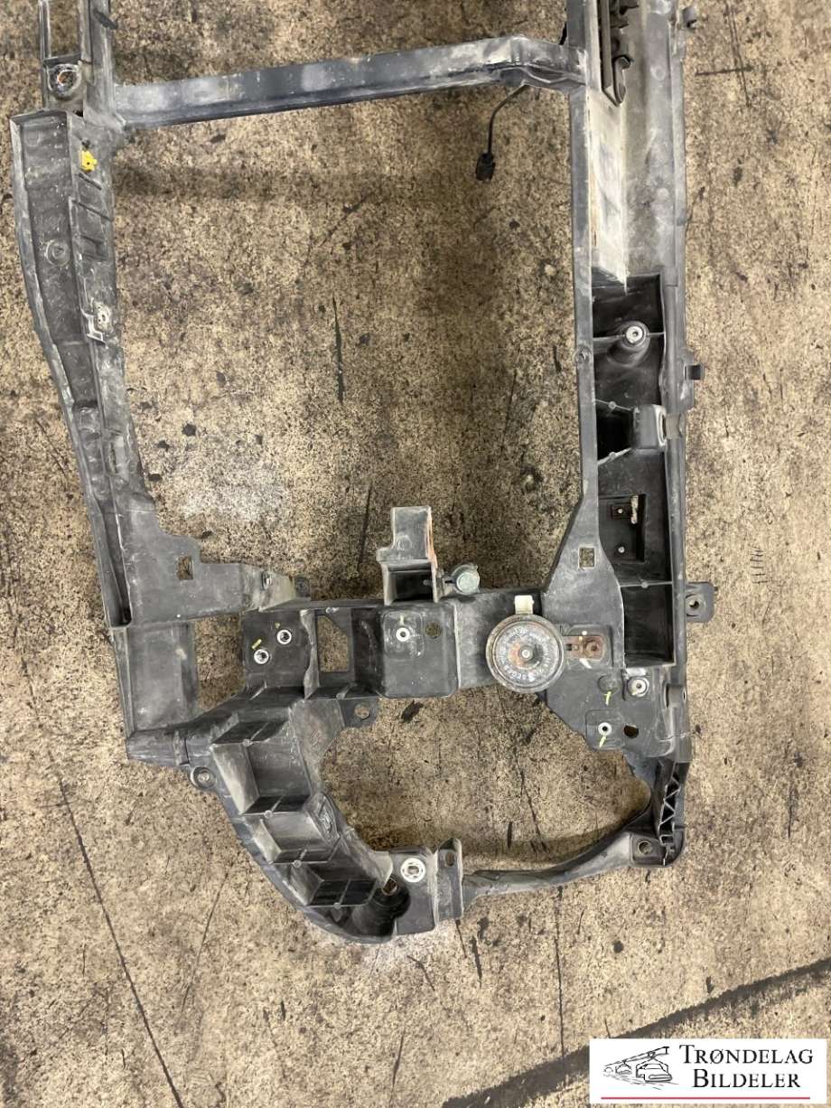 Frontplate til Opel Movano 2010-->> (93168267|95528758|)