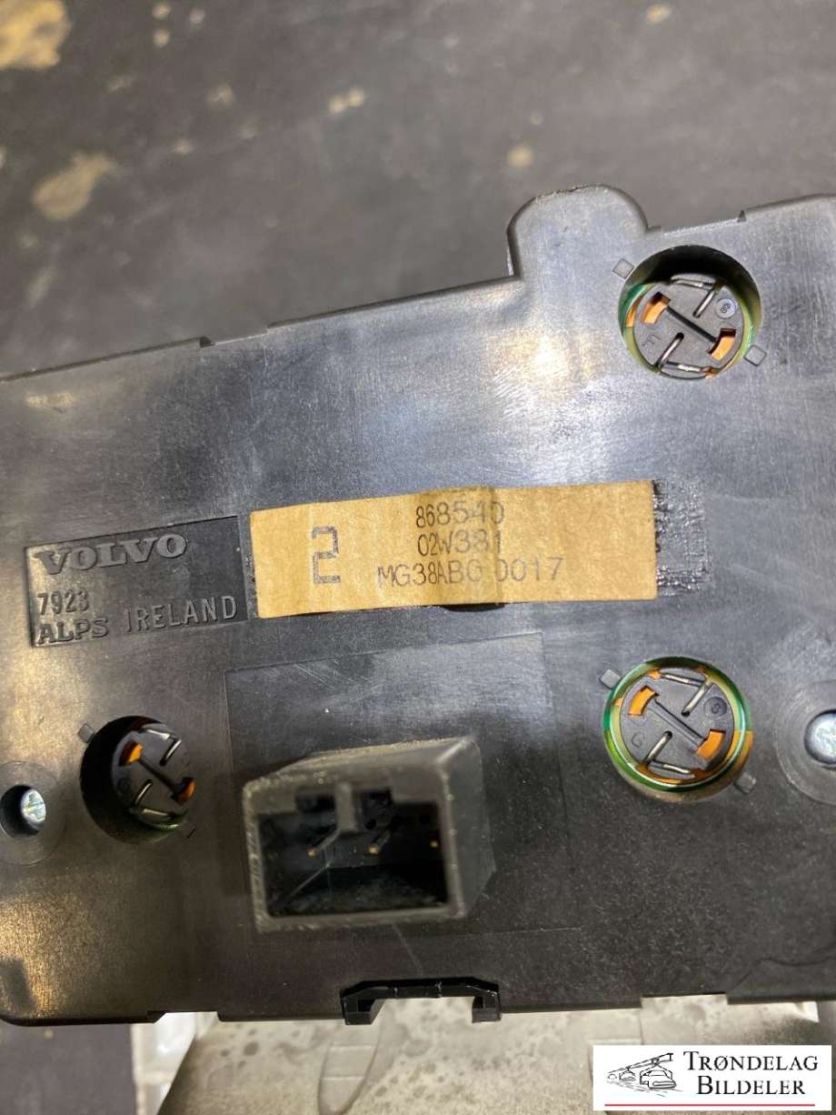 Bryter lys til Volvo XC90, 2002-2006 (Type I, Fase 1)  (8685450)