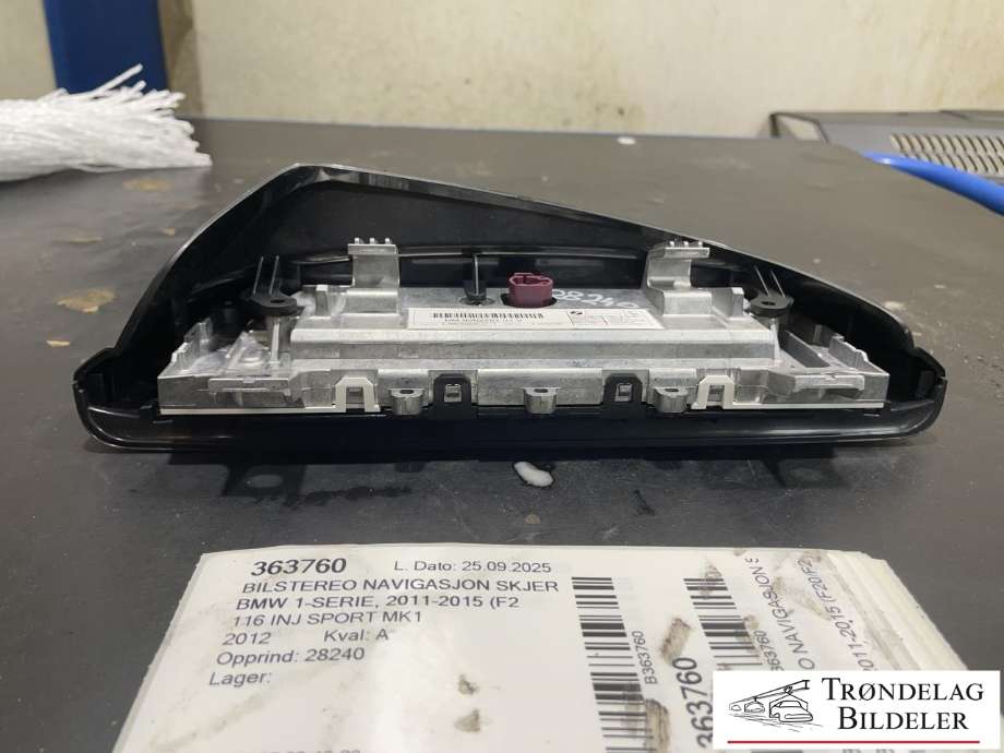 Bilstereo navigasjon skjerm til BMW 1-Serie 2011-2015 (Fase 1) (F20/F21) (F20/F21) (65 50 9 270 391|)