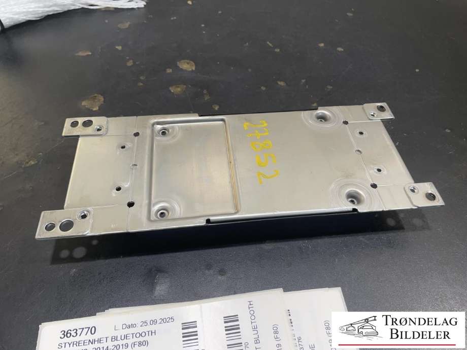 Styreenhet bluetooth til BMW M3 2014-2019 (F80) (F80) (1D 2447795-0|2447795|)