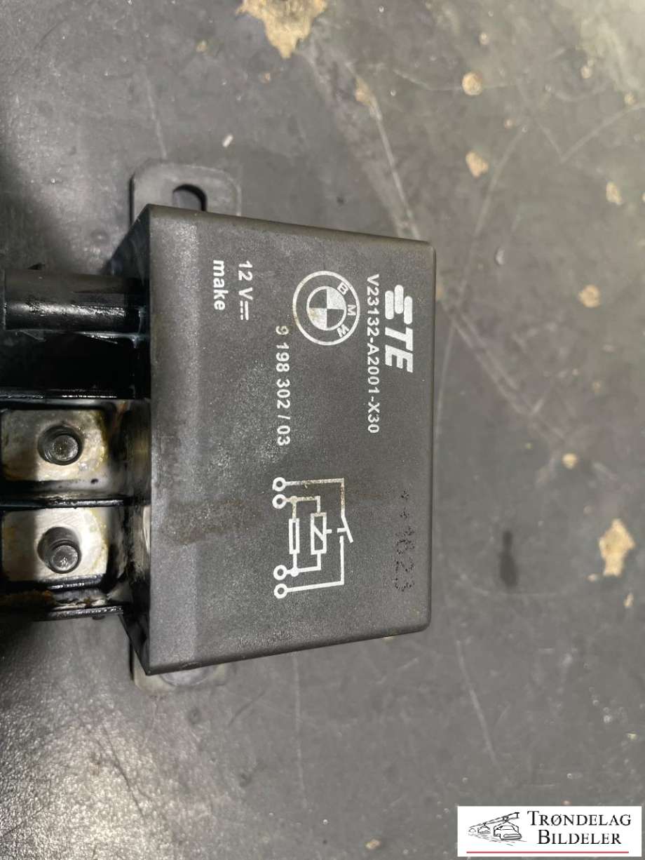 Rele gløde til BMW M3 2014-2019 (F80) (F80) (9 198 302|61 36 9 198 302|)