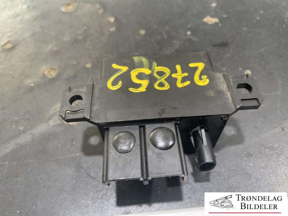 Rele gløde til BMW M3 2014-2019 (F80) (F80) (9 198 302|61 36 9 198 302|)