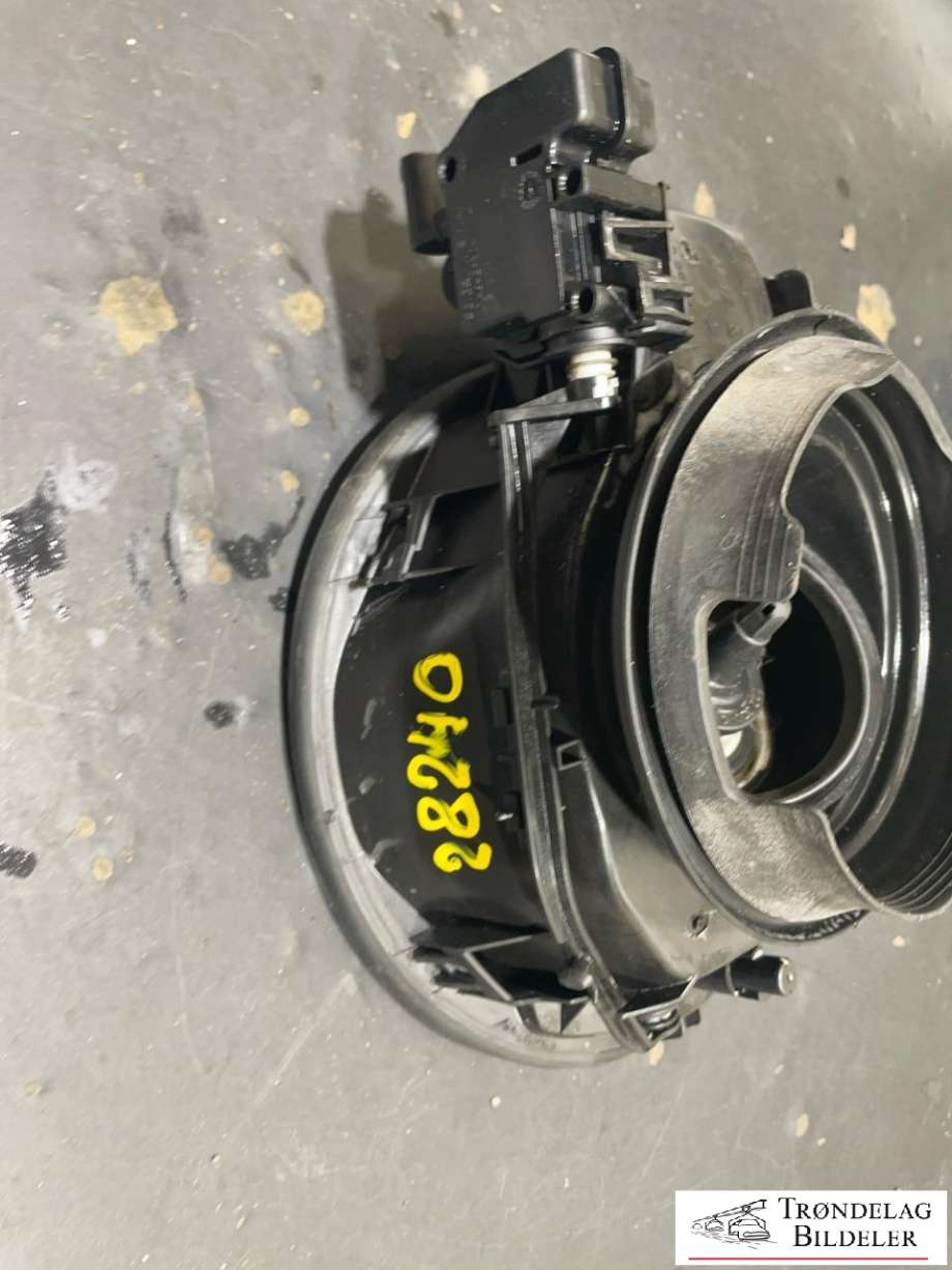 Tanklokk til BMW 1-Serie 2011-2015 (Fase 1) (F20/F21) (F20/F21) (51 17 7 270 765|)