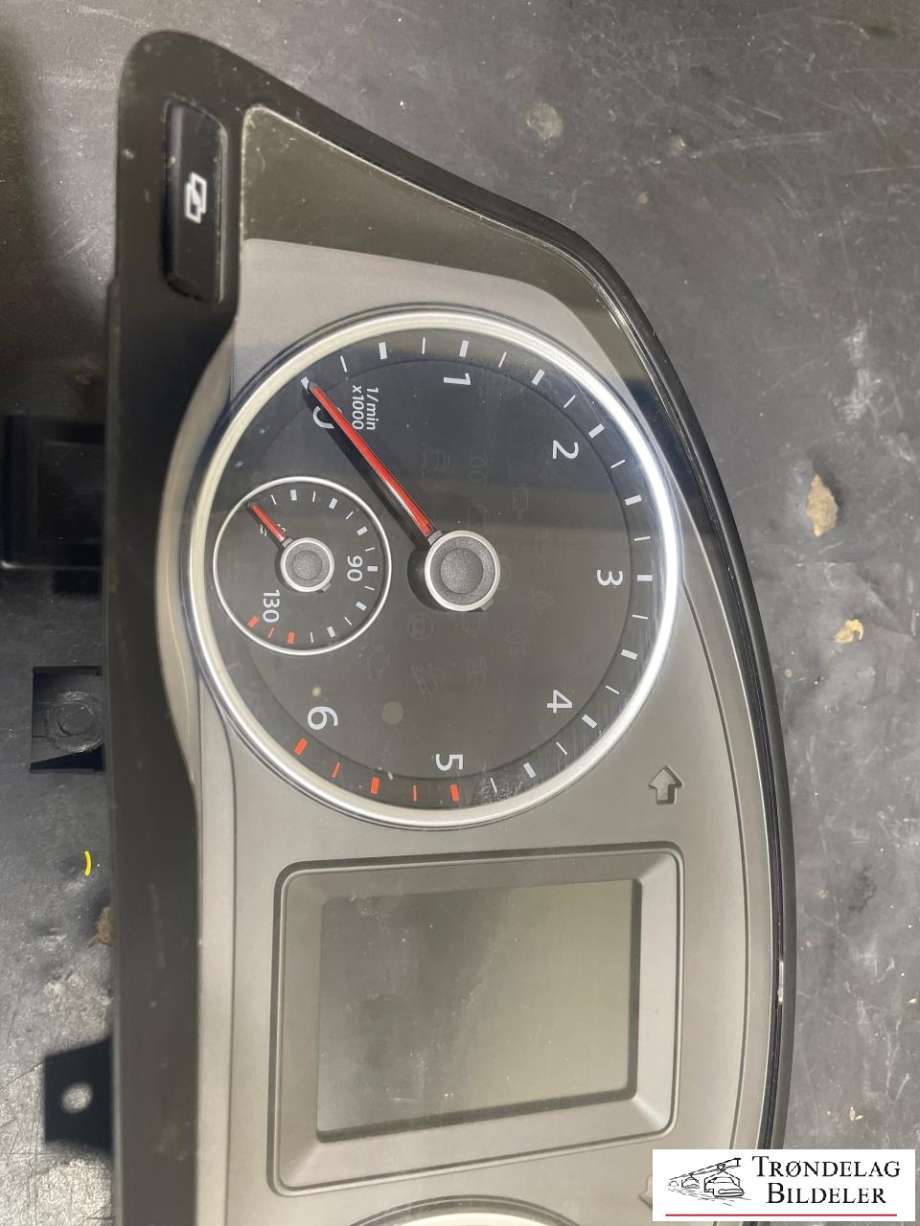 Instrumentpanel til VW Tiguan 2007-2011 (Type I, Fase 1) (5N0 920 872 A|)