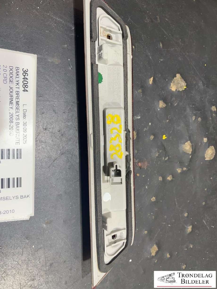 Baklykt bremselys bakrute til Dodge Journey 2008-2010 (5116302AB|)