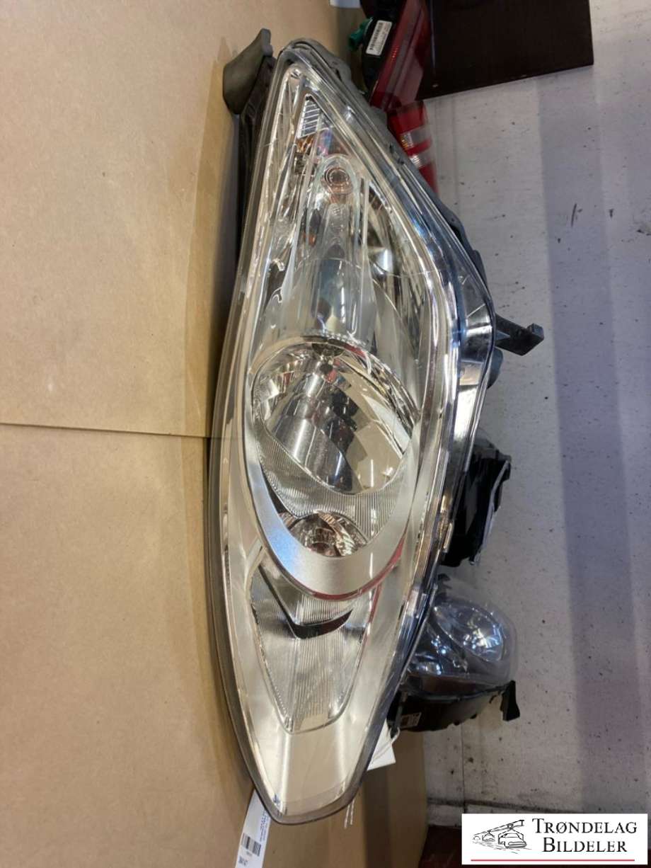 Frontlykt venstre halogen til Ford C-Max, 2010-2015 (Type II, Fase 1)  (1787130)