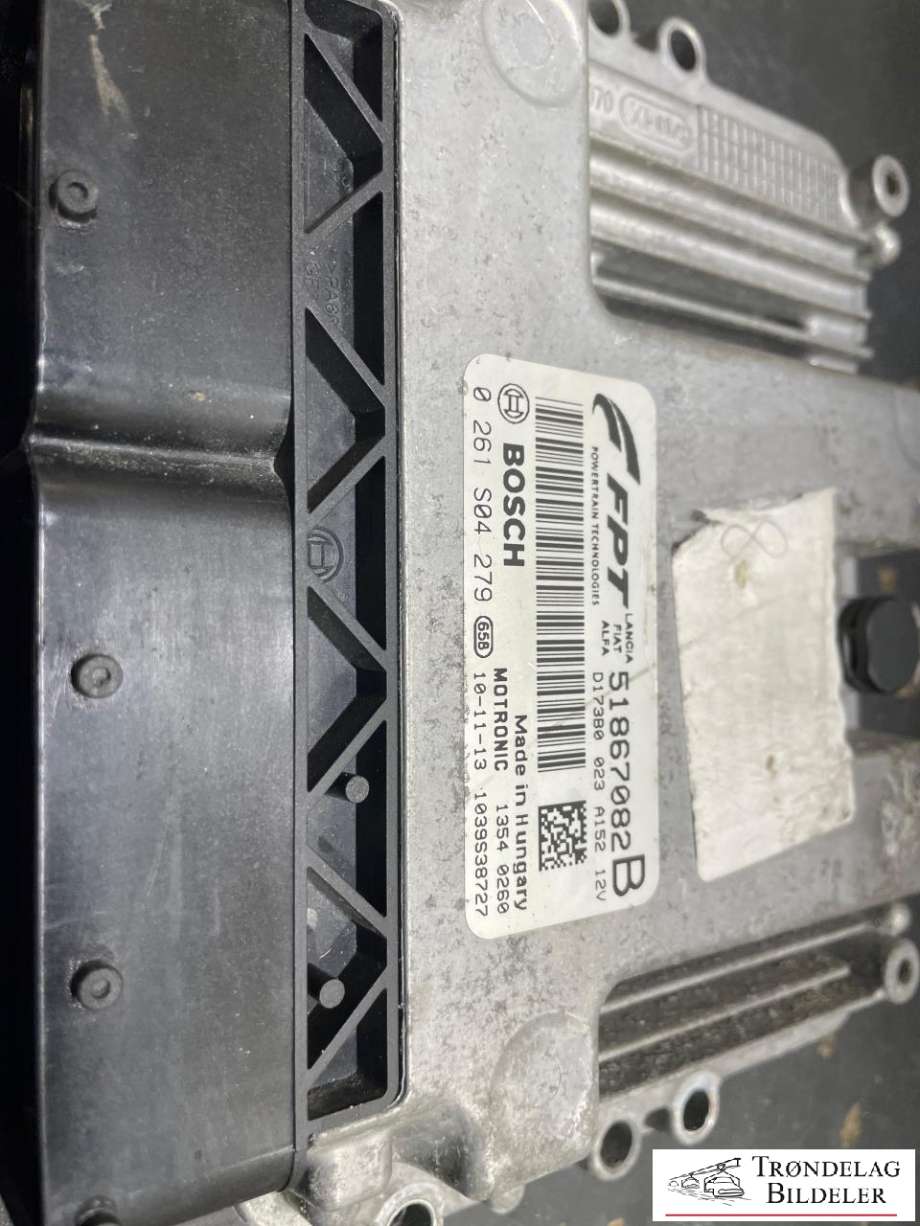 Styreenhet motor til Alfa Romeo 159 2005-2011  (51867082B|0 261 S04 279|)