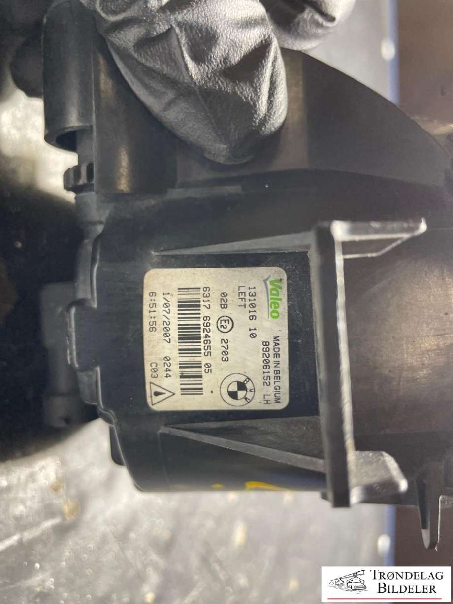 Tåkelykt venstre foran til BMW X5 2007-2013 (E70) (E70) (63177837501|89203672|63176924655)