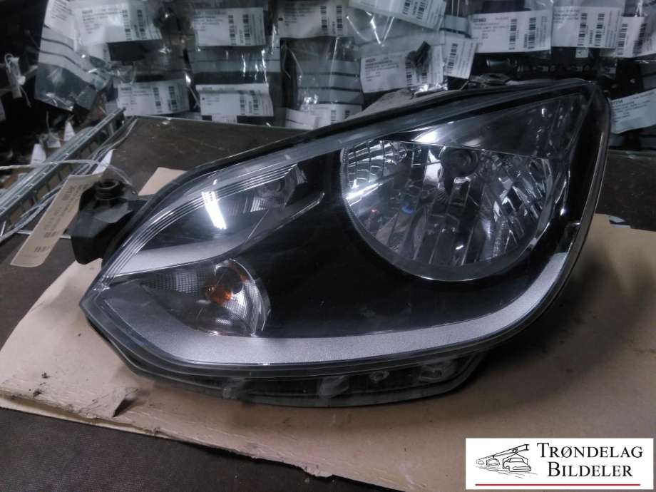 Frontlykt venstre halogen til VW E-Up, 2013-2019 (1S1 941 015 N)
