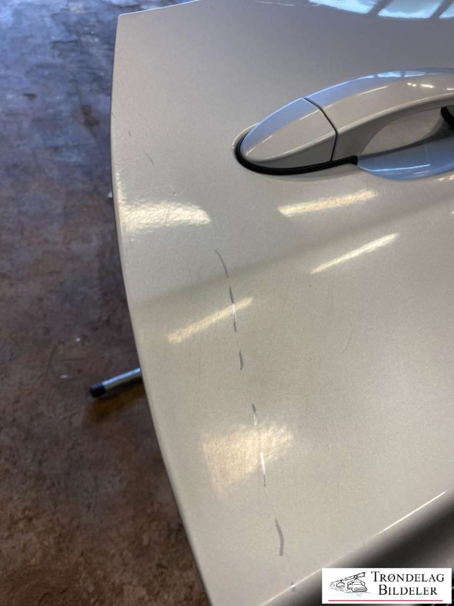 Dør venstre bak til BMW X3 2003-2006 (Fase 1) (E83) (E83) (41 00 3 449 337|)
