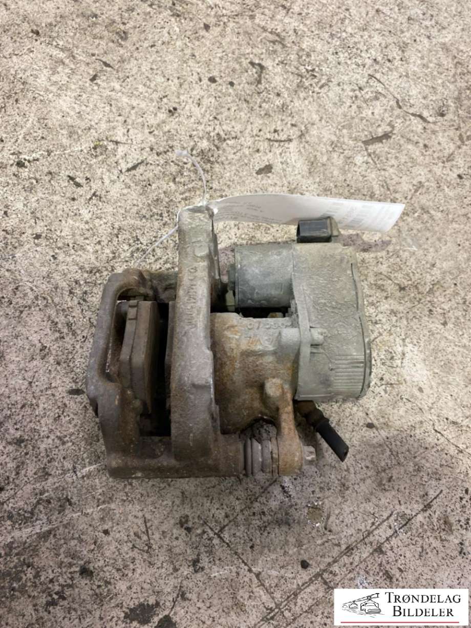 Bremsecaliper høyre bak, elektrisk til Peugeot e-208, 2019-->>  (9819059480)
