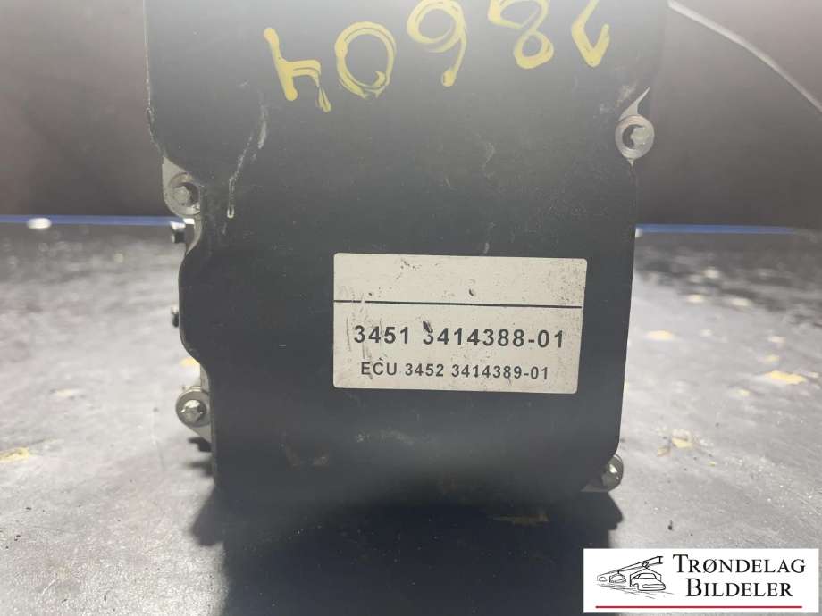 ABS sentral til BMW X3 2003-2006 (Fase 1) (E83) (E83) (34 50 3 424 684|)