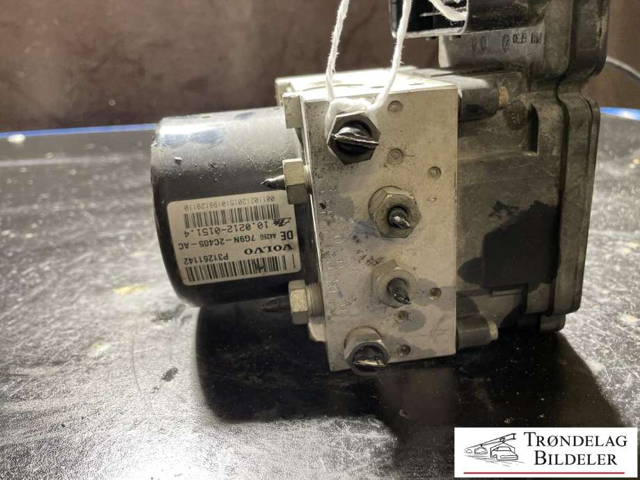 ABS sentral til Volvo XC70 2008-2013 (Type II, Fase 1)  (31261143|31329140|)