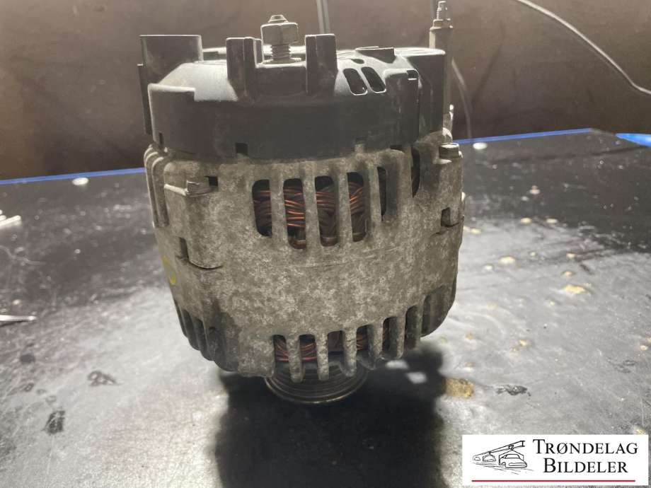 Dynamo diesel til VW Caddy 2004-2010 (Type III, Fase 1)  (BOSCH|06F903023C|06F903023F|06F903023FX|986045340|1800A066|03L903023F|06F903023A|06F903023J|06F903023AX|06F903023CX|06F903023H|06F903023HX|124525091|028903029NX|LRA02291|03L903023FX)