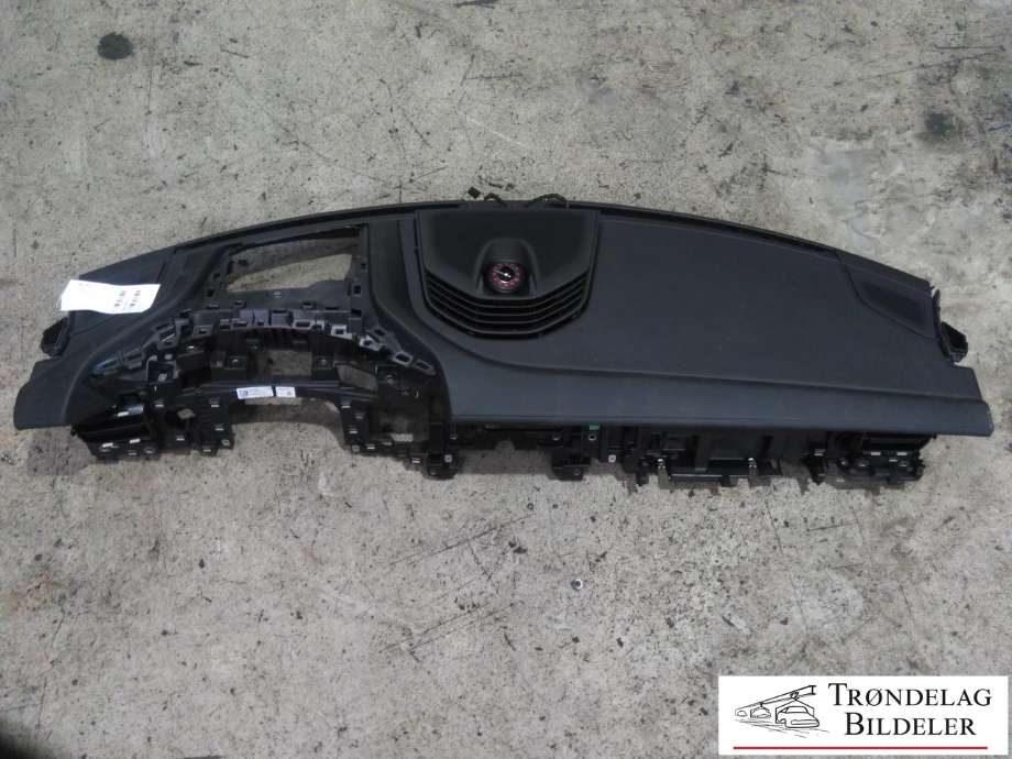 Dashbord til Porsche Taycan, 2019-->>  (9J1 857 003 AQ|9J1 857 003 CL)