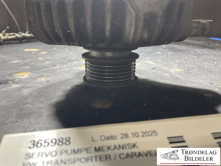 Servo pumpe mekanisk til VW Transporter / Caravelle 2015-2019 (T6) (T6) (7E0422154E|2H0422154A|2H6 422 154|7E0 422 154 D|)
