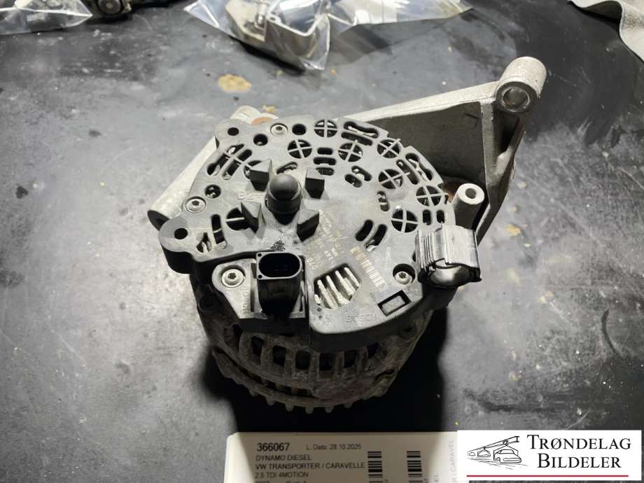 Dynamo diesel til VW Transporter / Caravelle 2003-2009 (Fase 1) (T5) (T5) (070 903 139 B|070 903 139 BX|070903024|070903024B|70903139B|070903139BX|70903024B|70903139BX|070903139B|70903024|070903139|070903024BX)