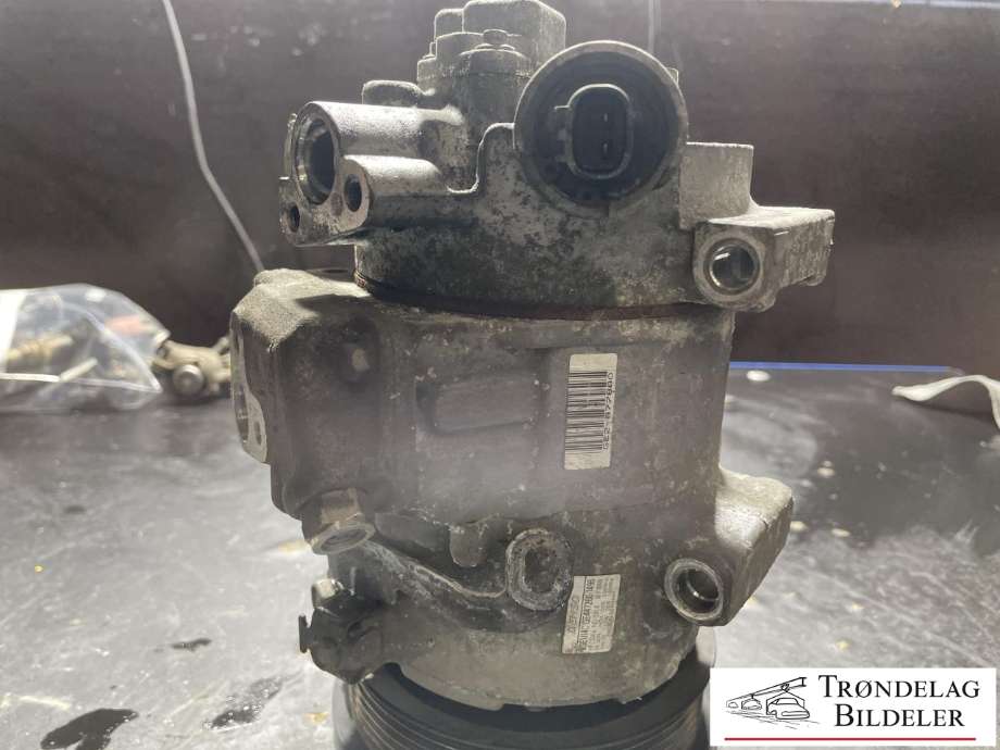 Aircondition kompressor til Toyota Avensis 2009-2015 (Type III, Fase 1)  (8831005140|8831002370|8831002450|8831002451|8831002510|883101A660|883101A740|8831042320)