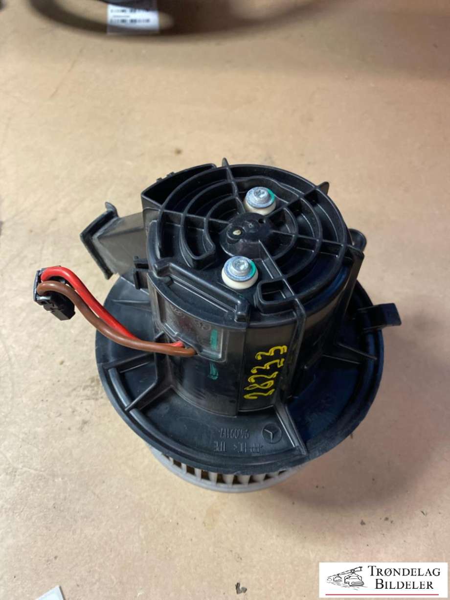 Varmeapparat motor til Mercedes E-Klasse, 2009-2013 (Fase 1) (W212) (W212) (8EW 351 040-201)