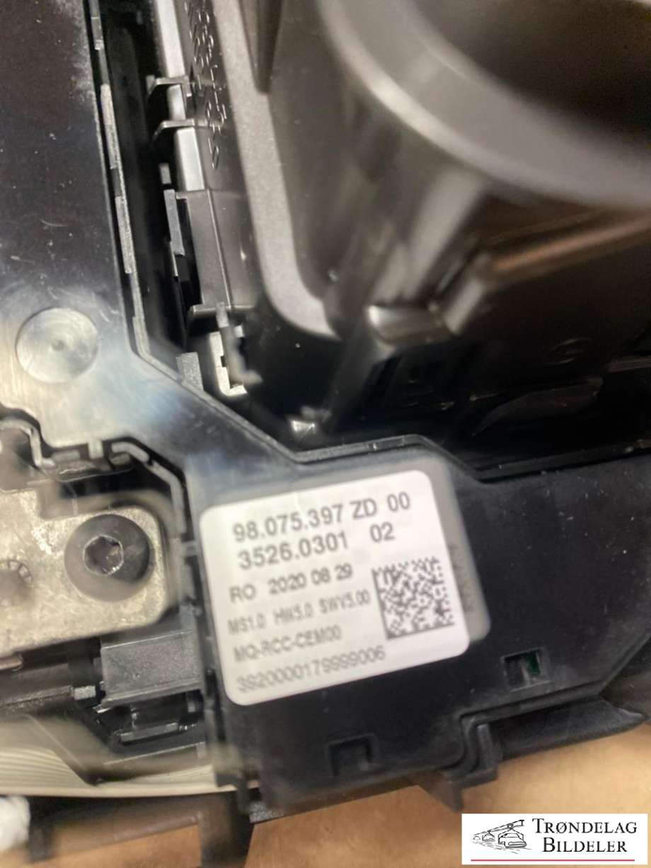 Bilstereo navigasjon skjerm til Peugeot Expert 2016-->> (Type III)  (983166588000|)