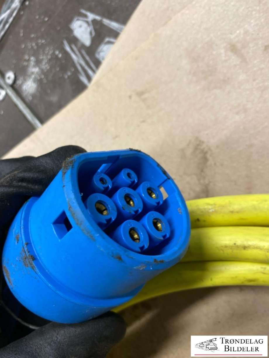 Batterilader kabel til Mercedes B-Klasse, electric drive 2014-2018 (W242) (W242) (LADESTASJON TYPE 2|TYPE 2|LADESTASJON|)