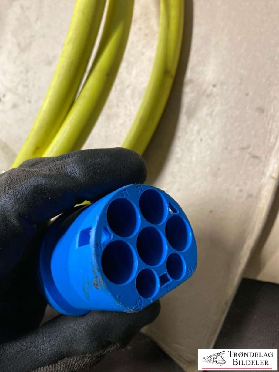 Batterilader kabel til Mercedes B-Klasse, electric drive 2014-2018 (W242) (W242) (LADESTASJON TYPE 2|TYPE 2|LADESTASJON|)