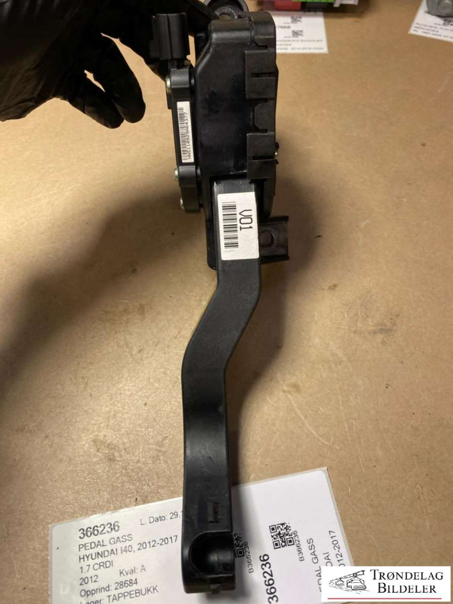 Pedal gass til Hyundai i40 2012-2017  (327003Z000|)