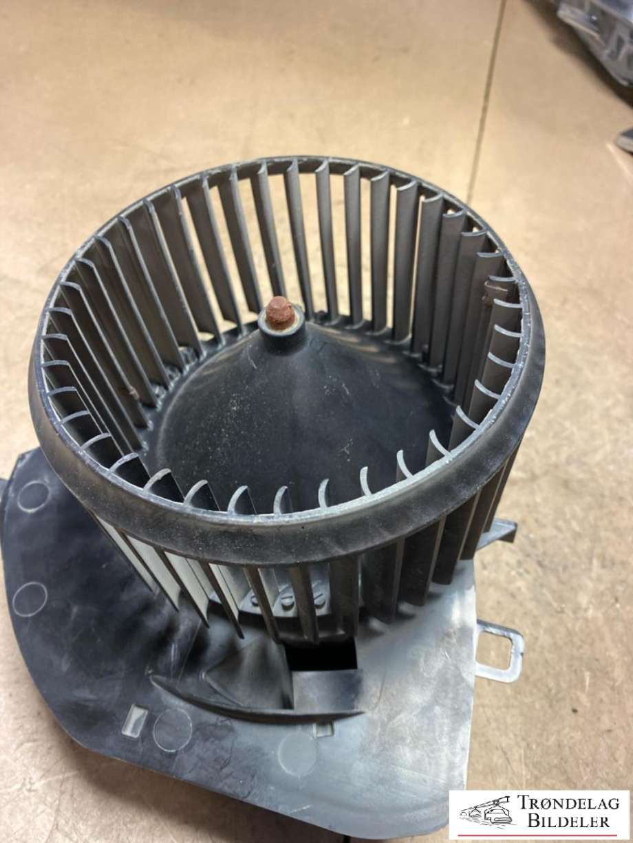 Varmeapparat motor til VW Transporter / Caravelle 2015-2019 (T6) (T6) (0 130 115 671|7E1820021B|0 130 115 671|)