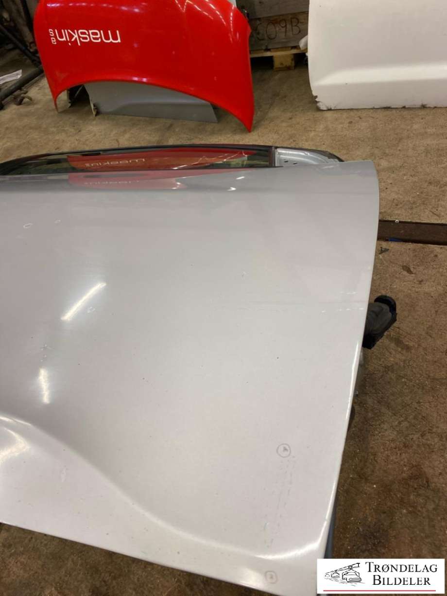 Dør høyre foran til Hyundai Ix35 2010-2015  (760042Y011|)
