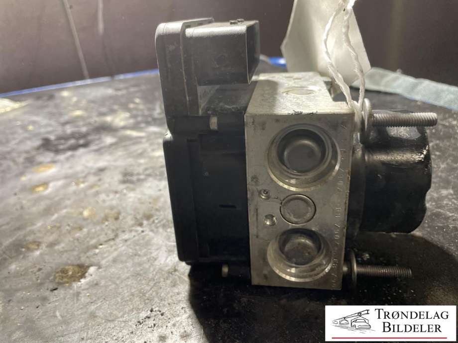 ABS sentral til Toyota Yaris 2012-2014 (Type III, Fase 1) (440500D160|)