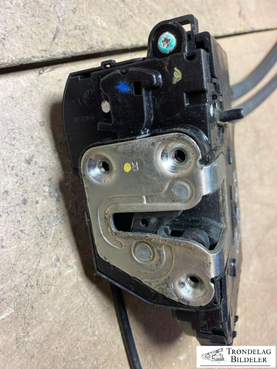 Låsekasse høyre bak til Hyundai Ix35 2010-2015  (81420-2Y010|)