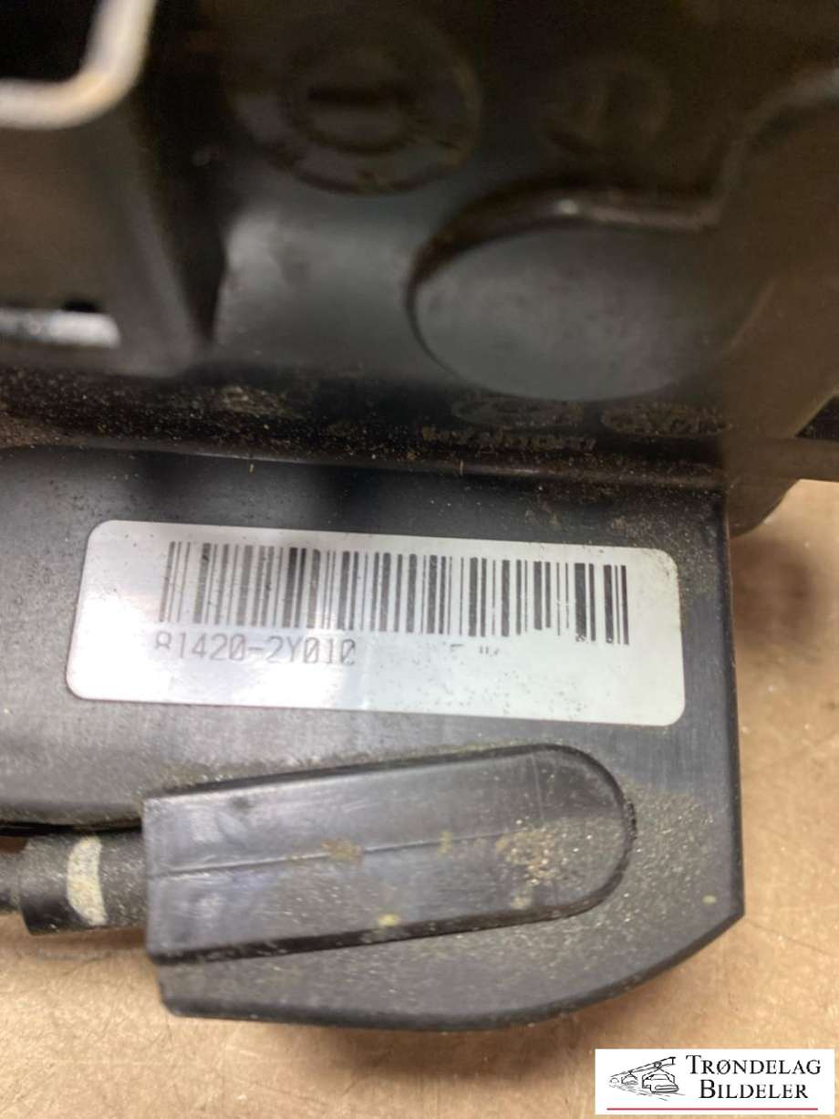 Låsekasse høyre bak til Hyundai Ix35 2010-2015  (81420-2Y010|)
