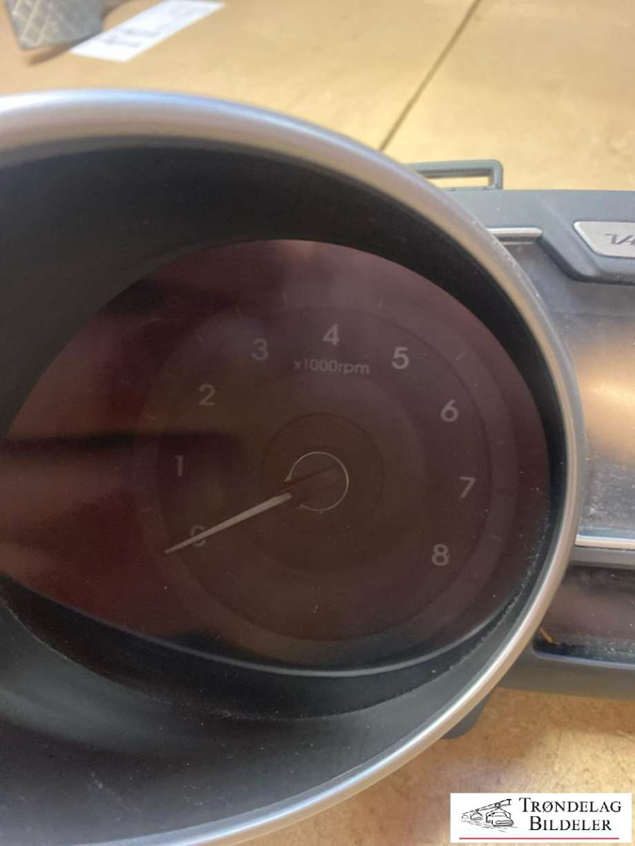 Speedometer til Hyundai Veloster 2011-2015  (940132V750RDR|)
