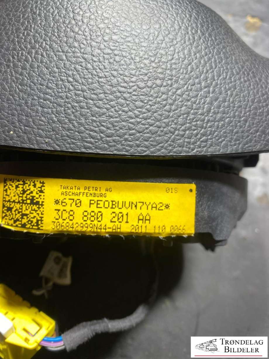 Airbag rattpute til VW Passat 2011-2015 (B7) (B7) (TAKATA PETRI|3C8880201AA|3C8 880 201 AH 81U|)