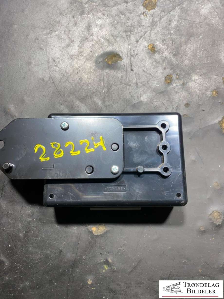 Styreenhet diverse til Isuzu D-Max 2021-->> (Type III)  (8975515880|)