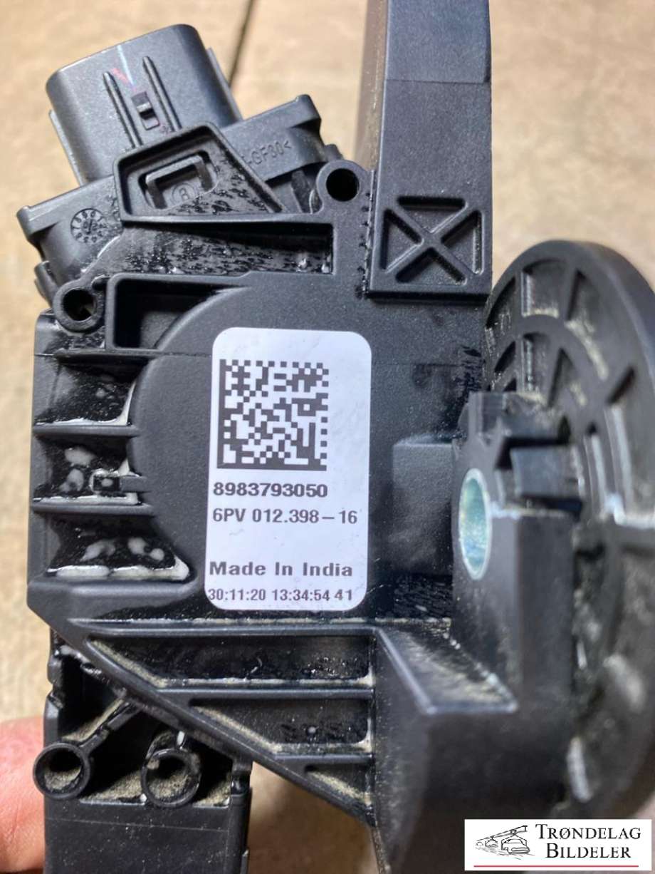 Pedal gass til Isuzu D-Max 2021-->> (Type III)  (8983793050|)