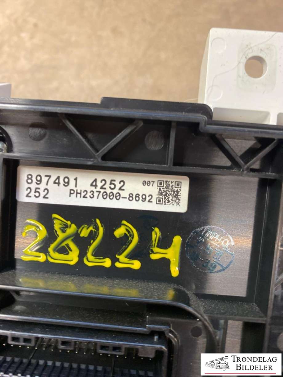 Varmeapparat betjening til Isuzu D-Max 2021-->> (Type III)  (8974914252|)