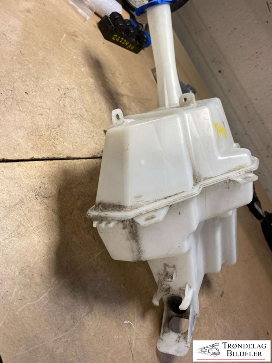 Spylertank foran til Hyundai Veloster 2011-2015  (986202V000|)