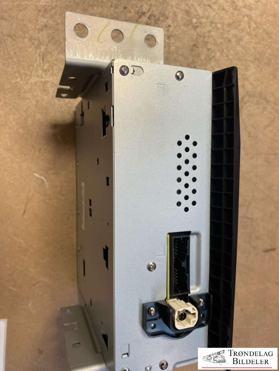 Bilstereo diverse til Isuzu D-Max 2021-->> (Type III) (8974808232|)