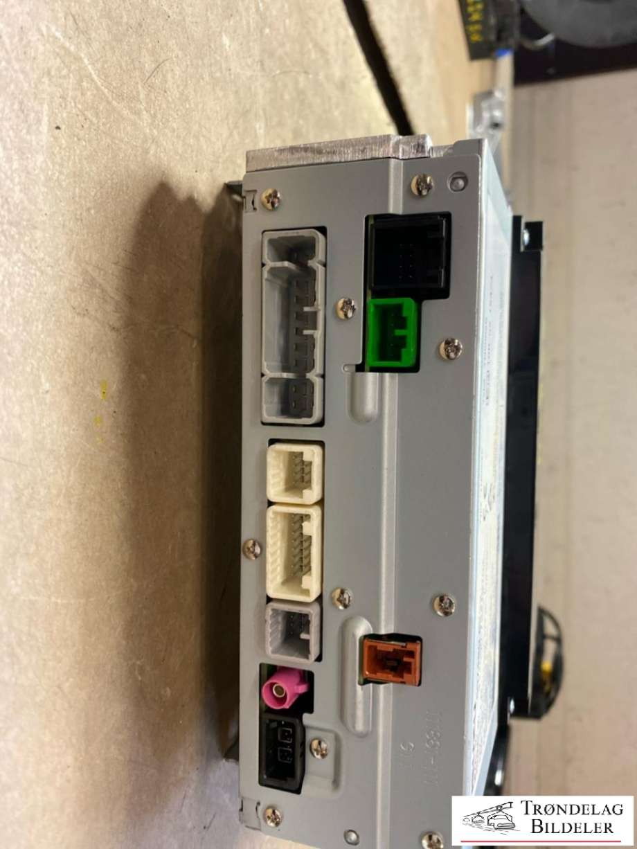 Bilstereo diverse til Isuzu D-Max 2021-->> (Type III) (8974808232|)
