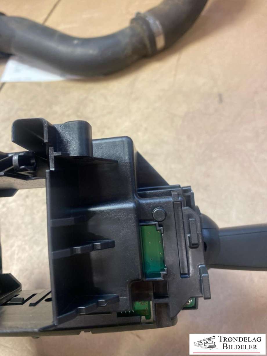 Bryter combi til Volvo V70 2014-2016 (Type III, Fase 2)  (31456042|31456045|31456048)