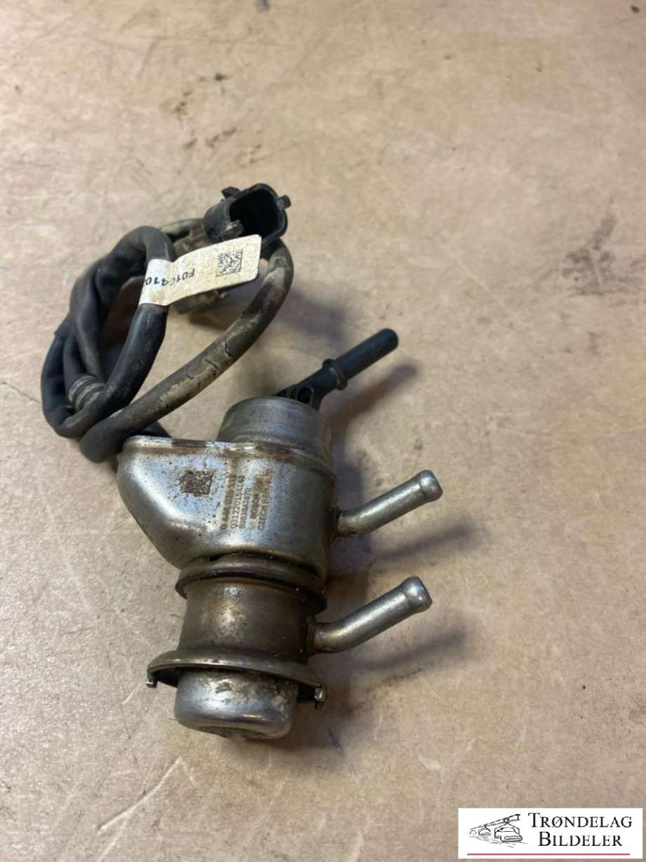 AdBlue dyse til Isuzu D-Max 2021-->> (Type III) (8983842670|0444025111|)